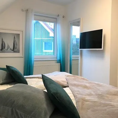 Wiesenstrasse * 青斯特